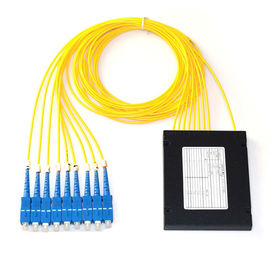ABS مربع نوع الألياف البصرية PLC الفاصل 1x8 2.0MM SC / UPC موصل تصميم مضغوط